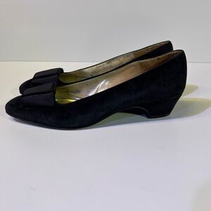 Vintage Magli Black Women's Shoes with Bow Detail
